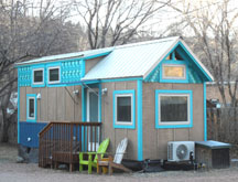 Wee Casa Tiny Home For Rent